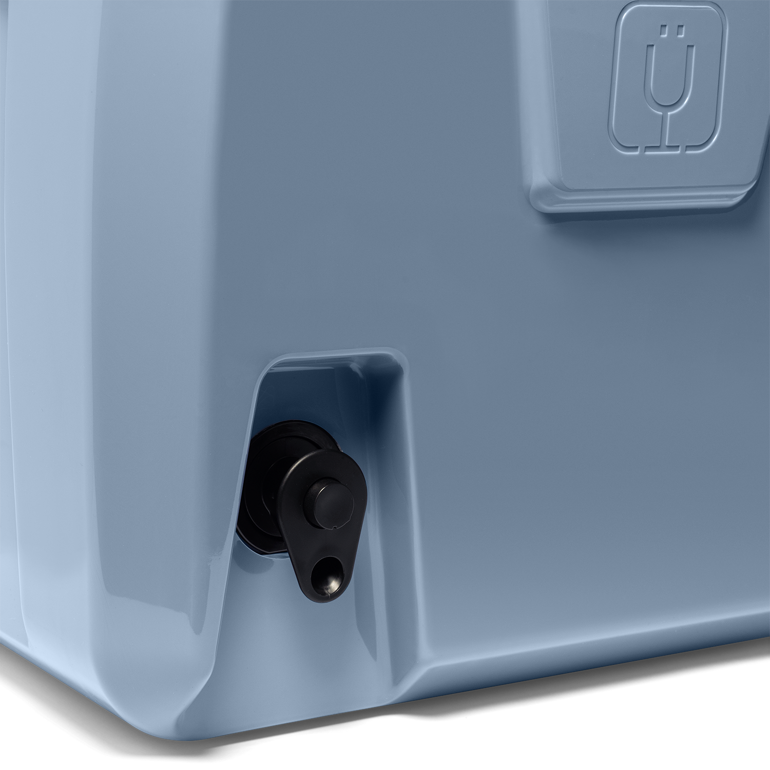 brutank-20qt-p5 BruTank-20-Denim-Tap.png