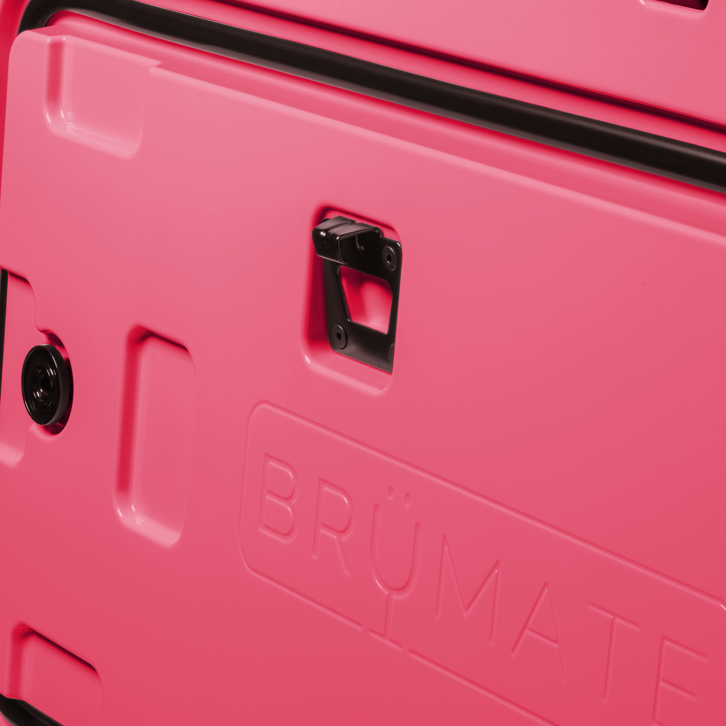brutank-j9 brutank-55qt-neonpink-bottle-opener.png