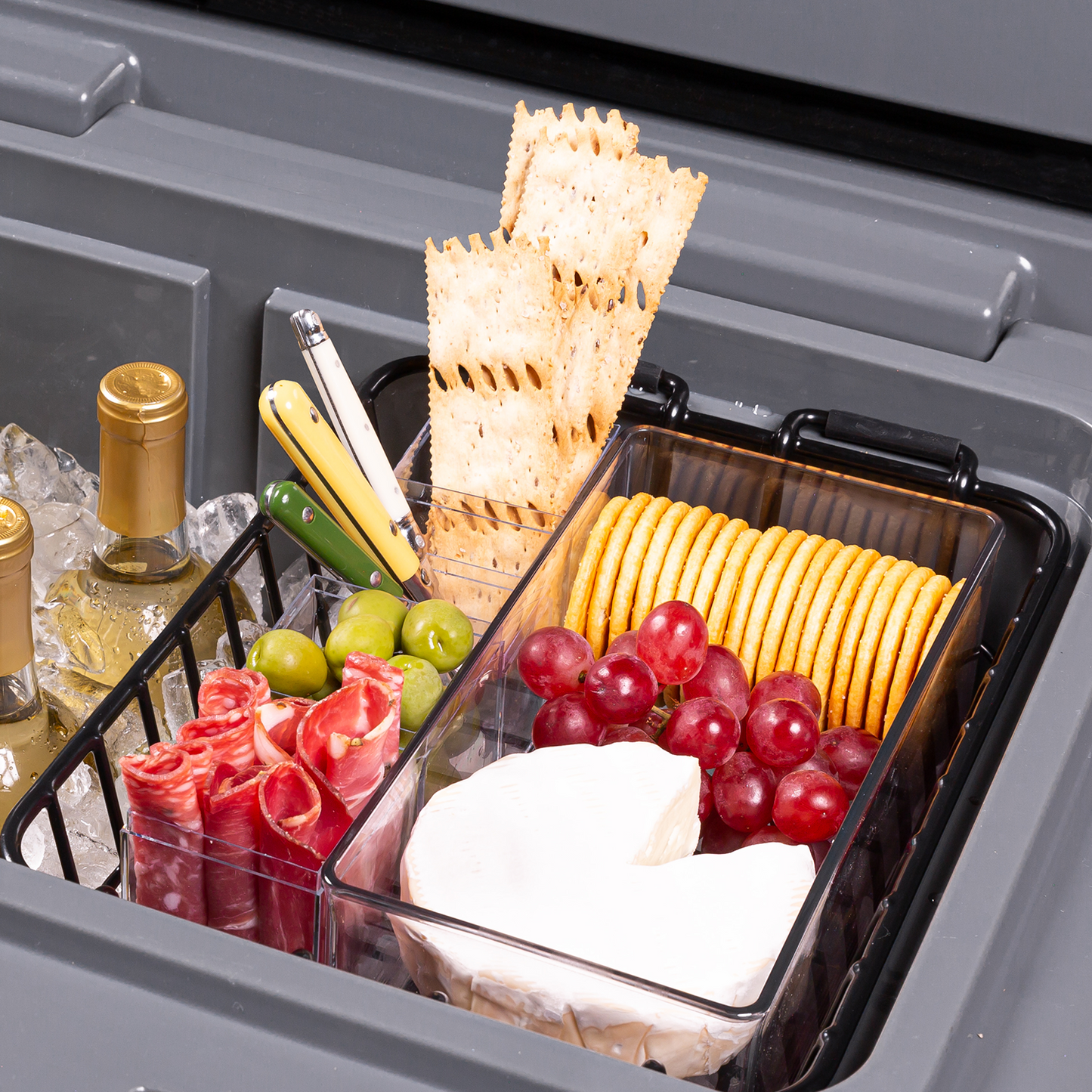 brutank-35qt-55qt-dry-rack-f6 brutank-dry-rack_accessory_alt-1.png